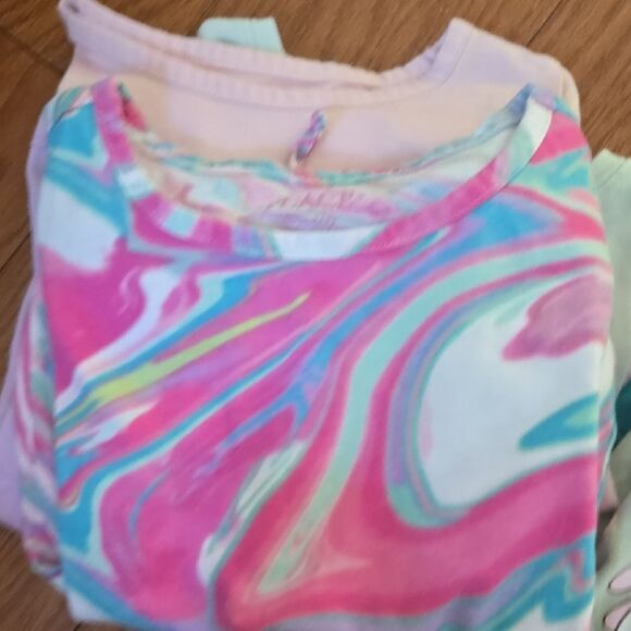 Assorted Kids Graphic T-Shirts - Picture 12 of 17